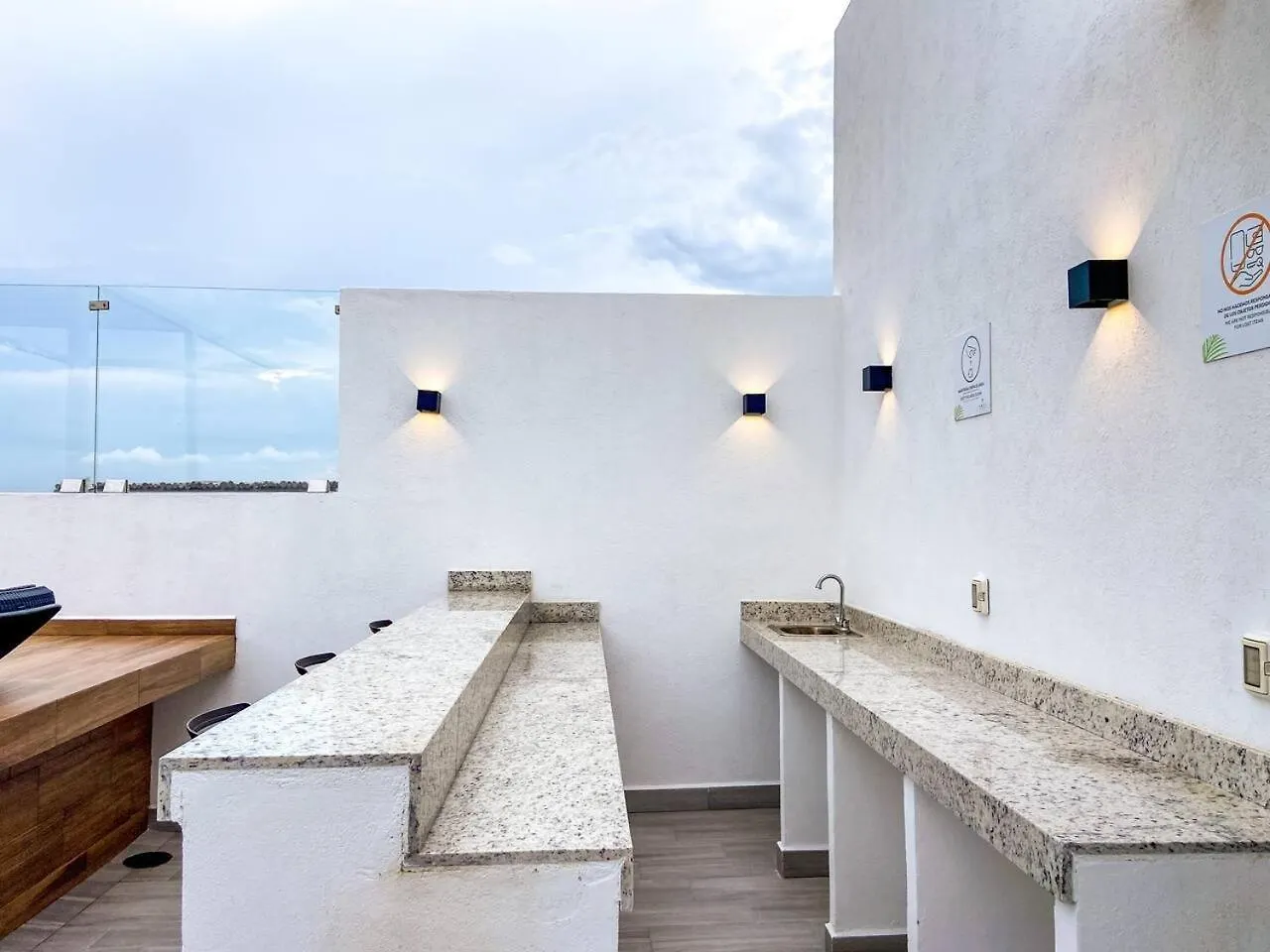 Apartment Best Studio At 5Th Ave With Pool Gym Steps To Beach Playa del Carmen Mexico