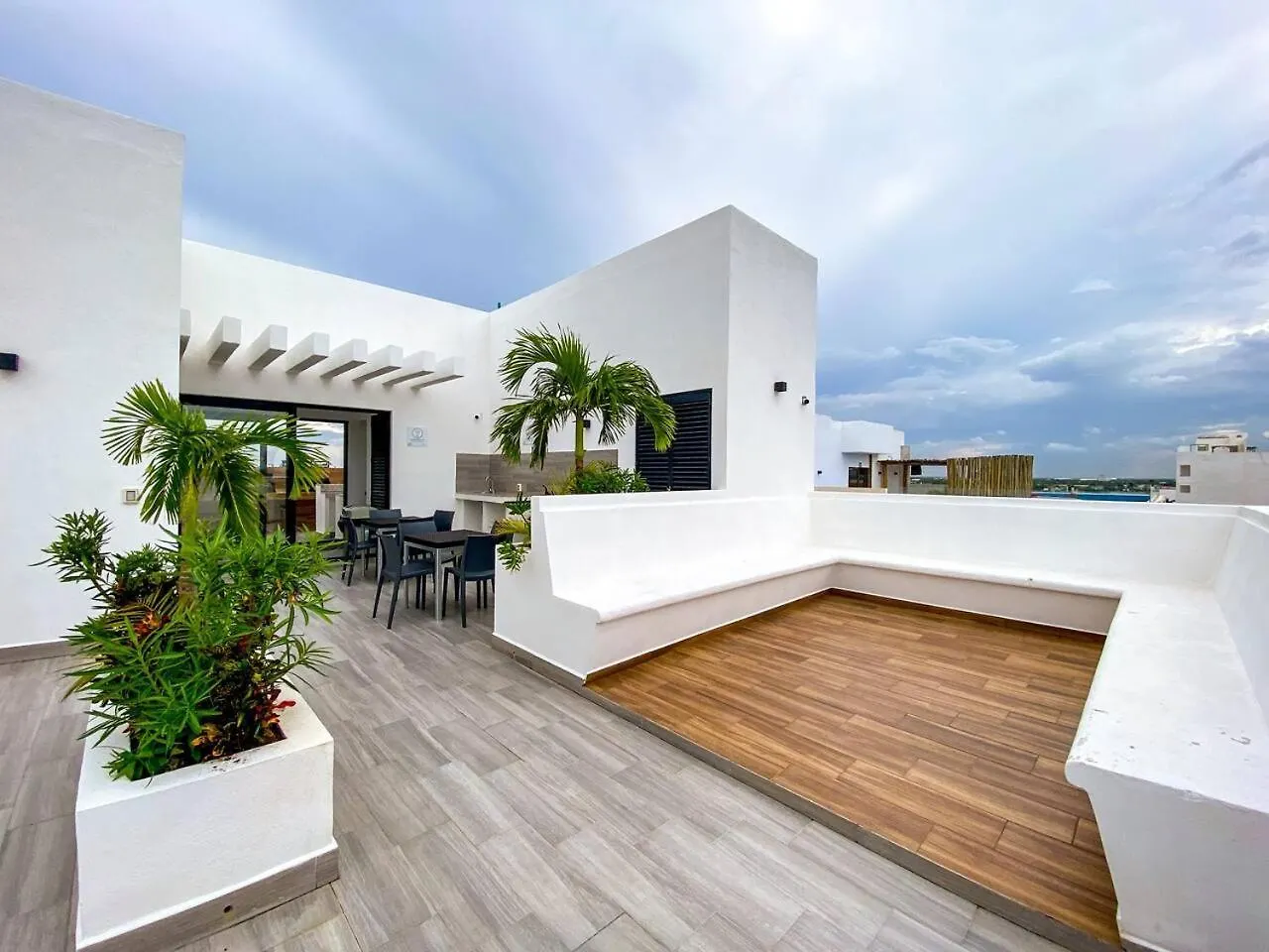 Best Studio At 5Th Ave With Pool Gym Steps To Beach Playa del Carmen