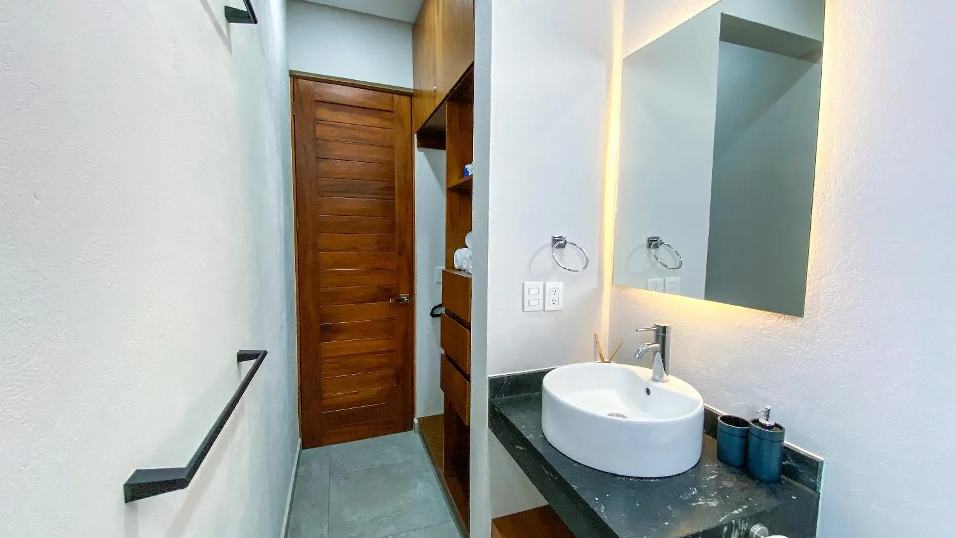Best Studio At 5Th Ave With Pool Gym Steps To Beach Playa del Carmen Apartment