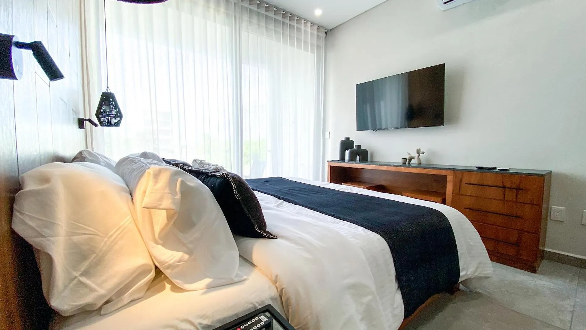 Best Studio At 5Th Ave With Pool Gym Steps To Beach Playa del Carmen 0*,